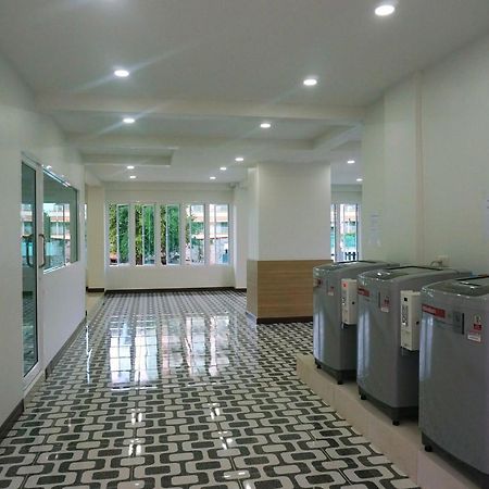 Hotel A.D. Living à Hua Hin Extérieur photo